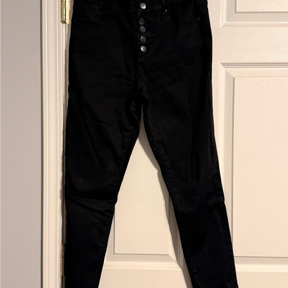 Elegant Black High-Rise Pants